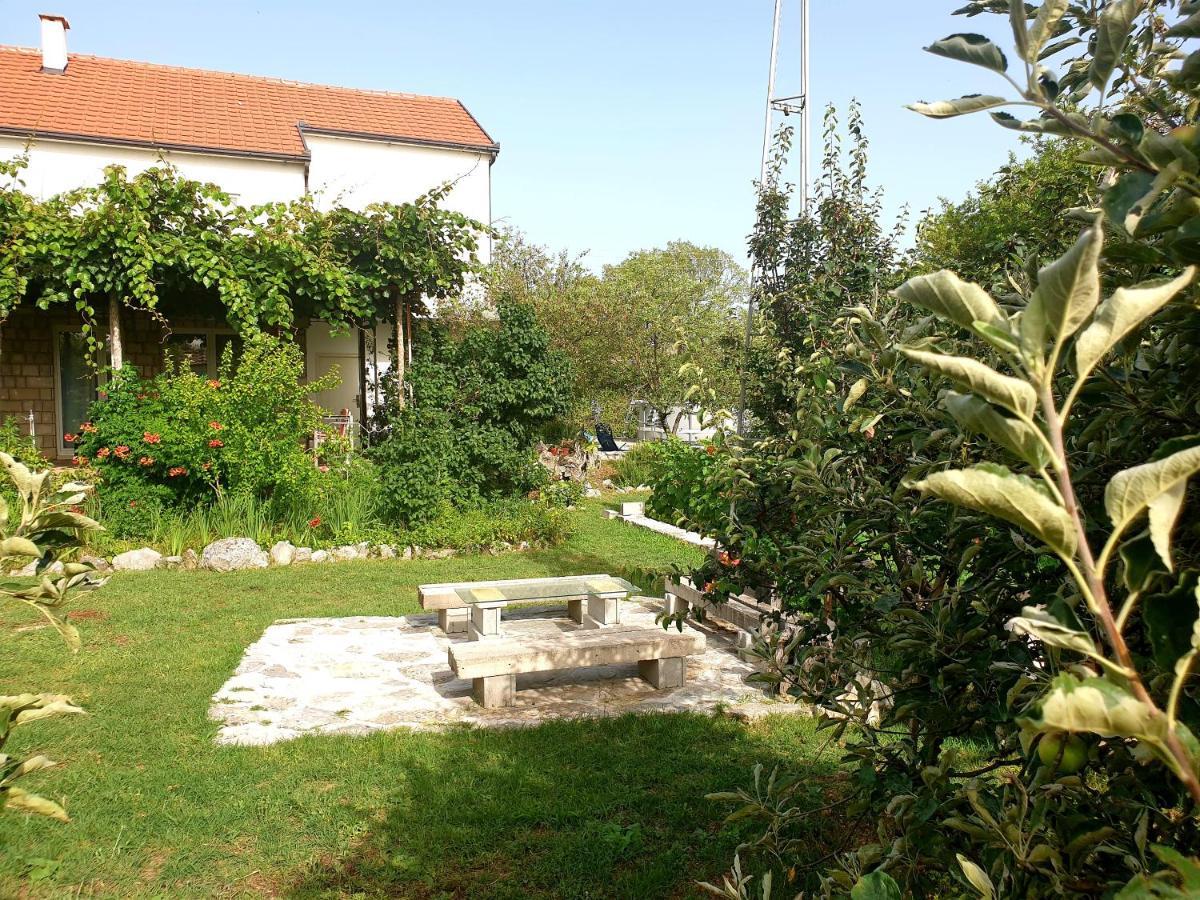 Apartments Minex Trebinje Luaran gambar